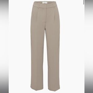 Aritzia Effortless Pant in Grey Taupe
